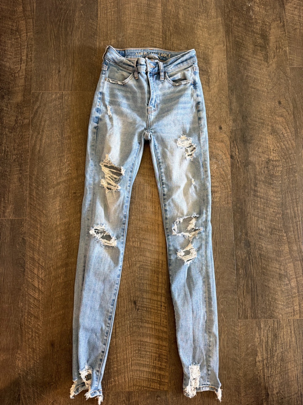 American Eagle Outfitters Light Blue Denim Jeans